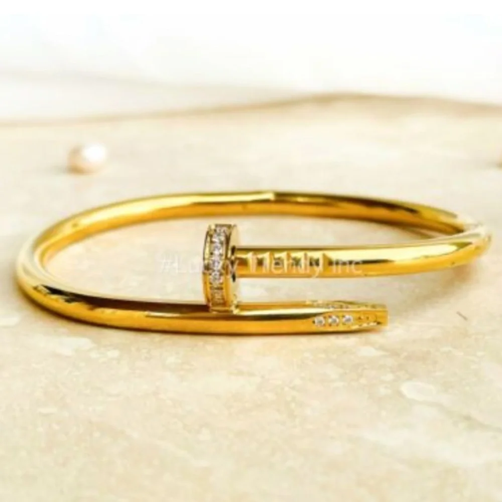 NWOT Elegant Gold Nail-Style Cuff Bracelet W/ Stones. Popular designerclick lock